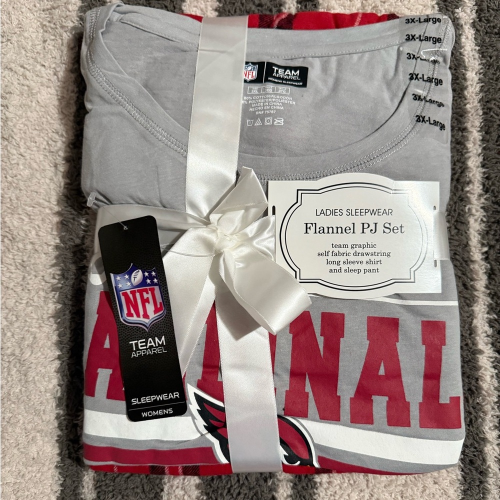 NWT WOMENS NFL PAJAMA SET WITH LONG SLEEVE TOP AND PANTS *ARIZONA CARDINALS* 3XL